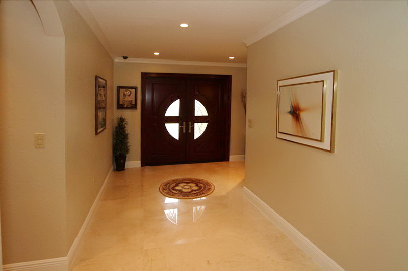 AFTER foyer